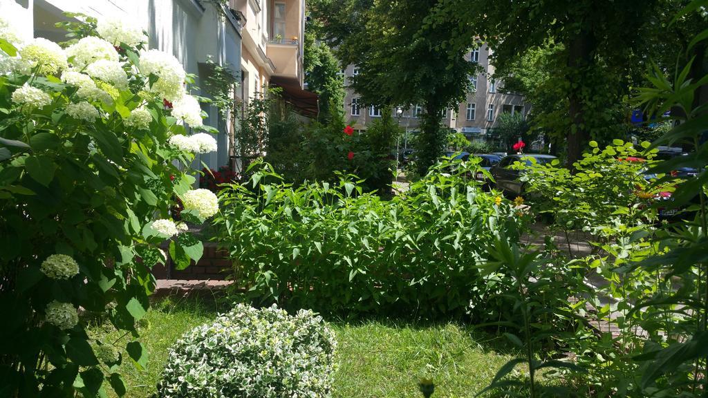 Pension Tempelhof Берлин Екстериор снимка