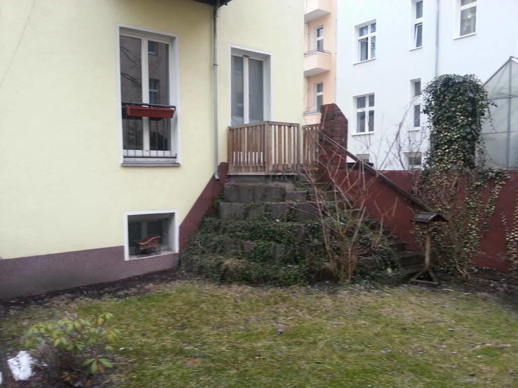 Pension Tempelhof Берлин Екстериор снимка